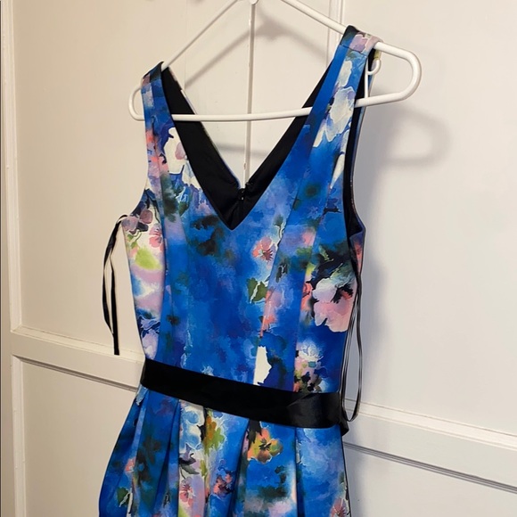 Adrianna Papell Blue Floral V-Neck Midi Sundress - Picture 7 of 8